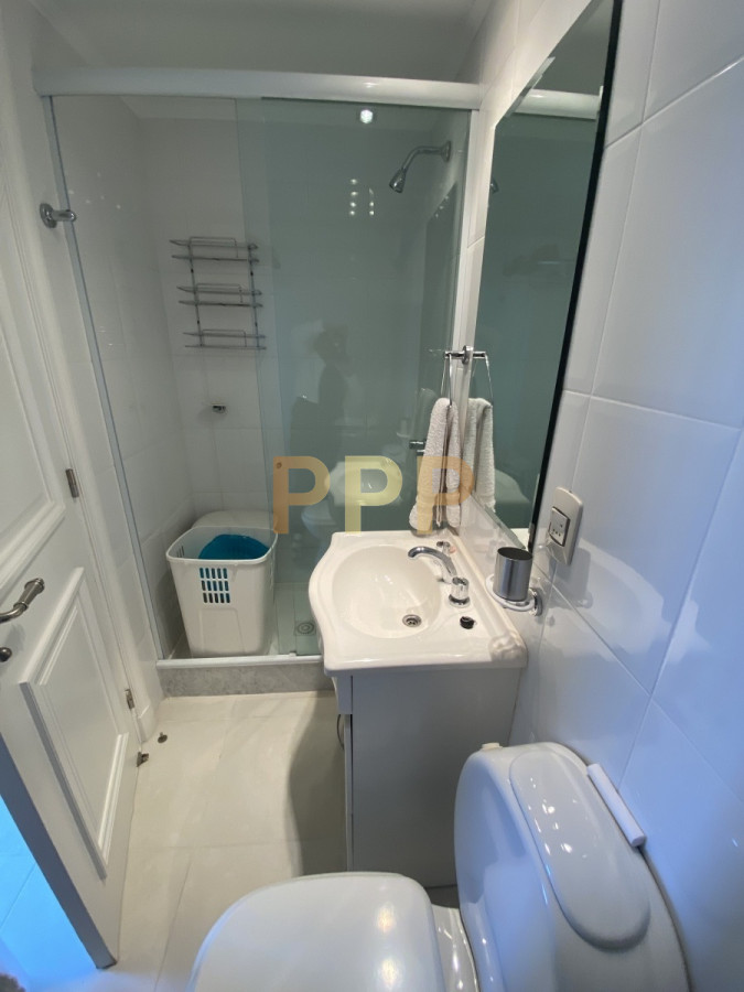 Apartamento ID.3468 - Piso alto en torre de categoría con todos y excelentes servicios.