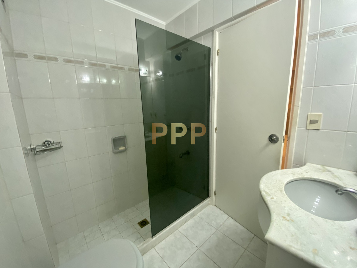Apartamento ID.3719 - En venta y alquiler, a pasitos del Puerto de Punta del Este
