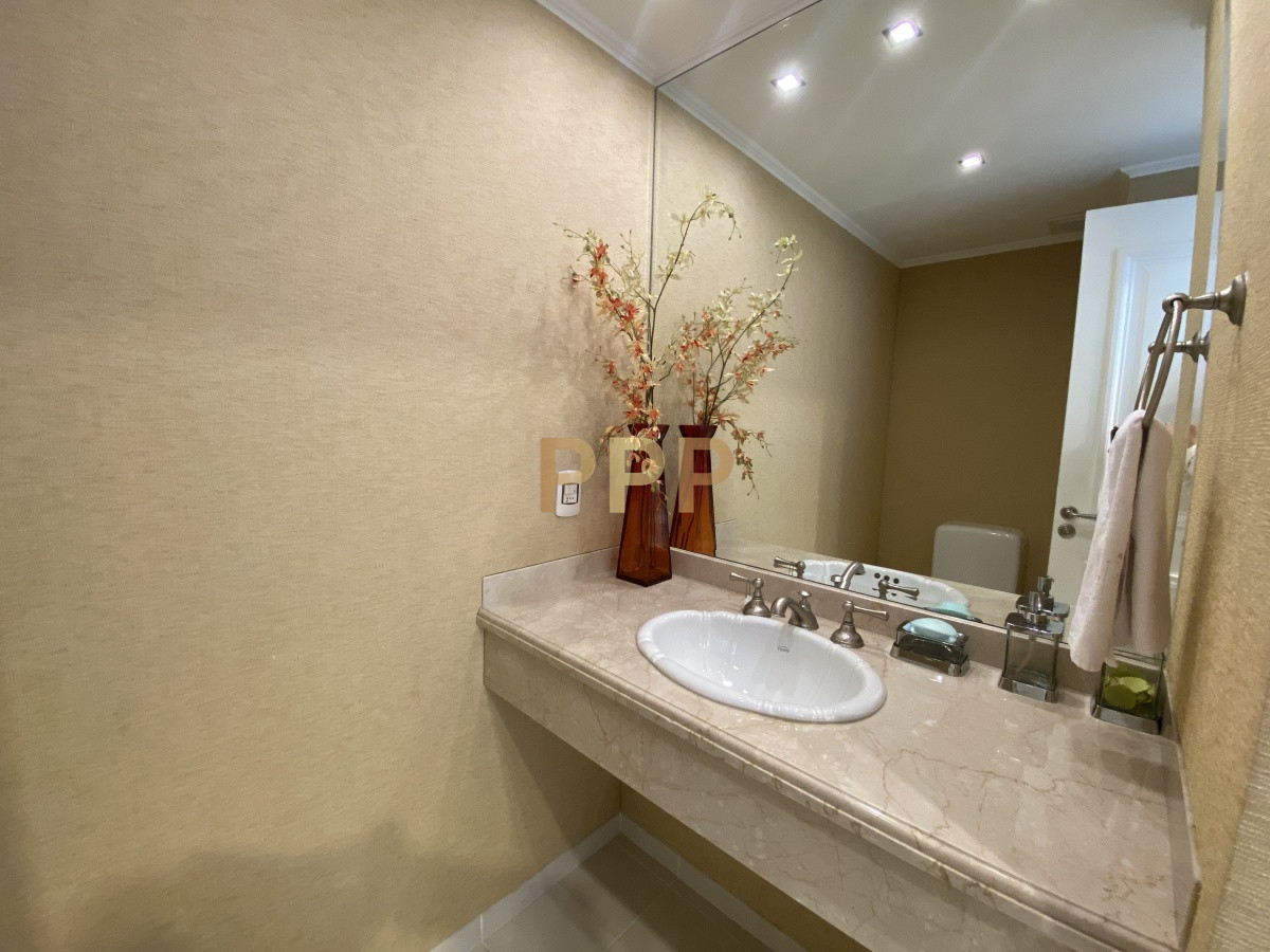 Apartamento ID.3468 - Piso alto en torre de categoría con todos y excelentes servicios.