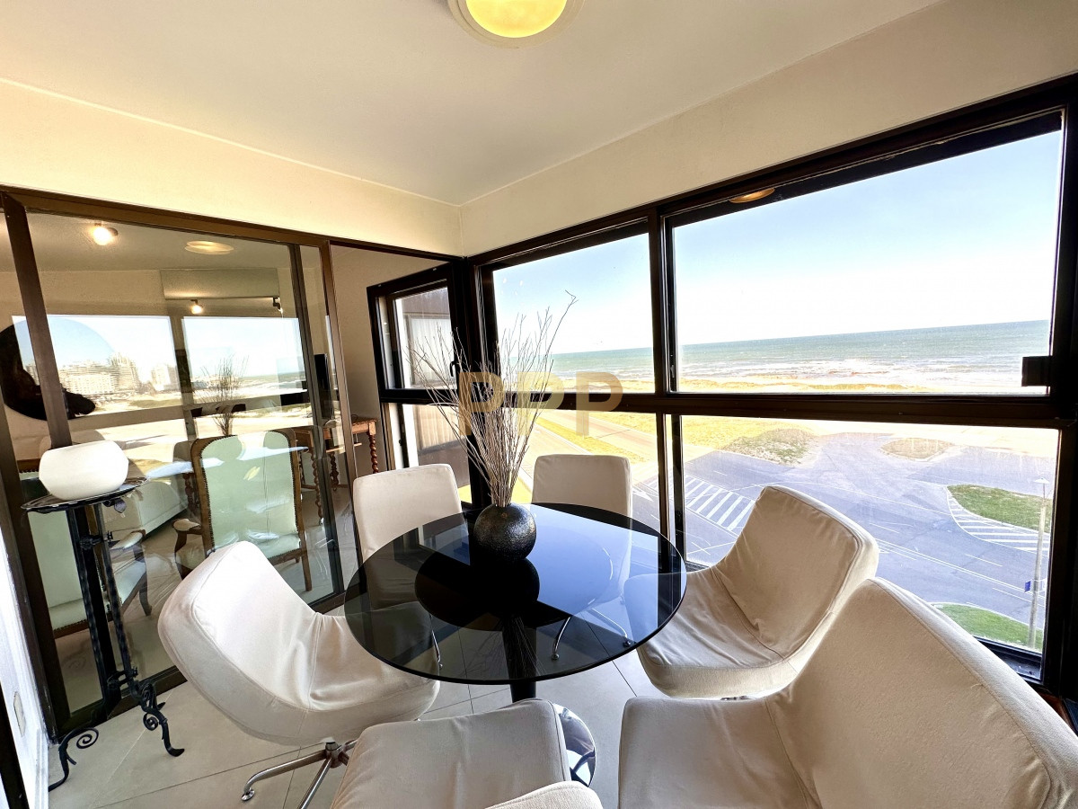Apartamento ID.3943 - En venta y alquiler, primera línea, totalmente reciclado!!!