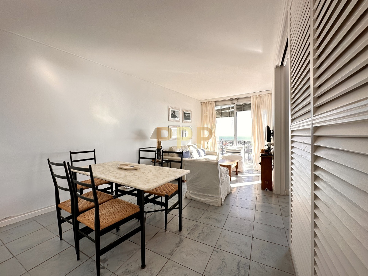 Apartamento ID.88 - Piso alto en venta, con inmejorable vistas al mar y puerto de Punta del Este