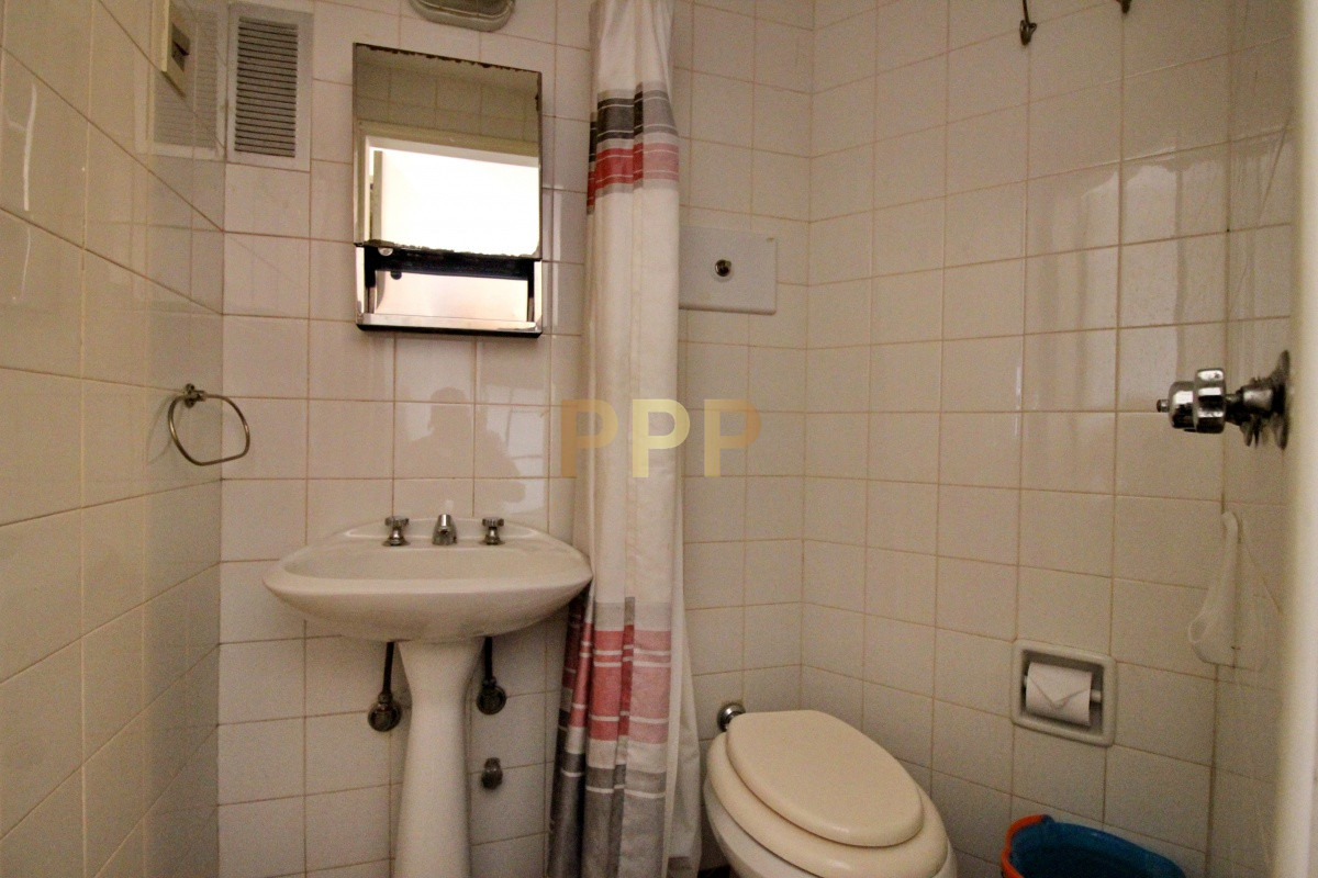 Apartamento ID.2712 - En alquiler, piso alto , primera línea sobre la brava!!!