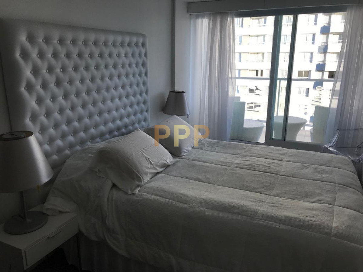 Apartamento ID.3723 - En alquiler en torre de categoría con los servicios de un hotel!!!!