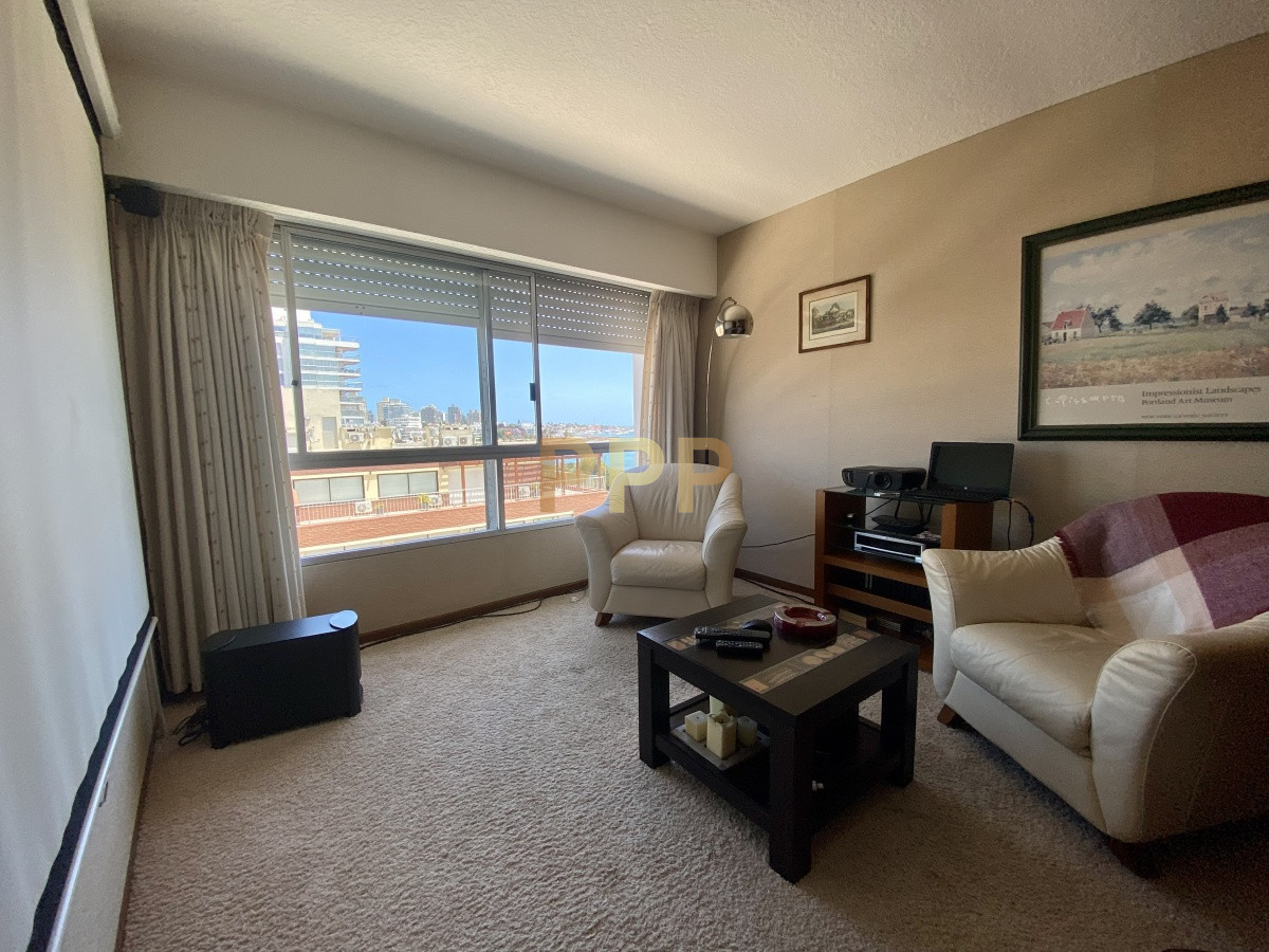Apartamento ID.3744 - En venta y alquiler primera línea con excelentes vistas!!!