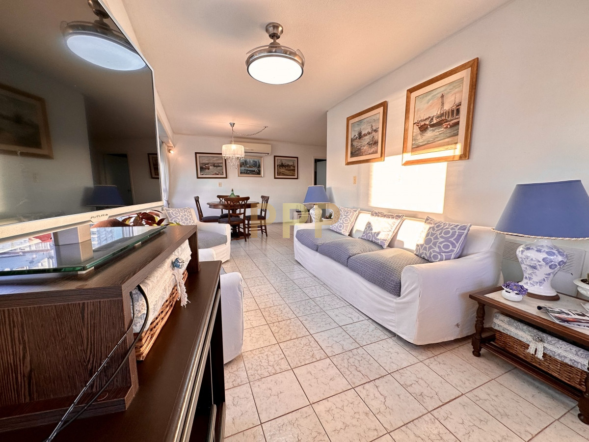 Apartamento ID.1052 - Apartamento en Peninsula, 2 dormitorios *