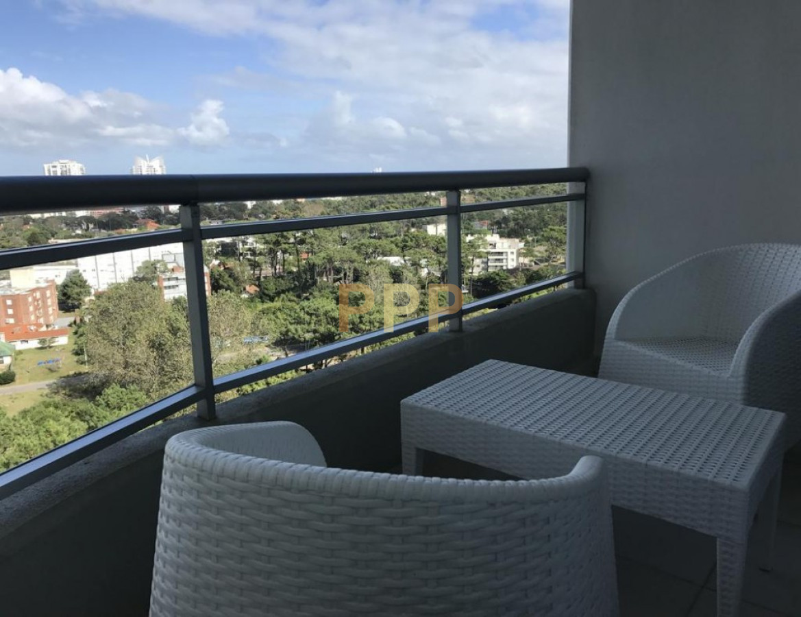 Apartamento ID.2555 - En venta.. oportunidad , piso alto en torre con todos los servicios.. 