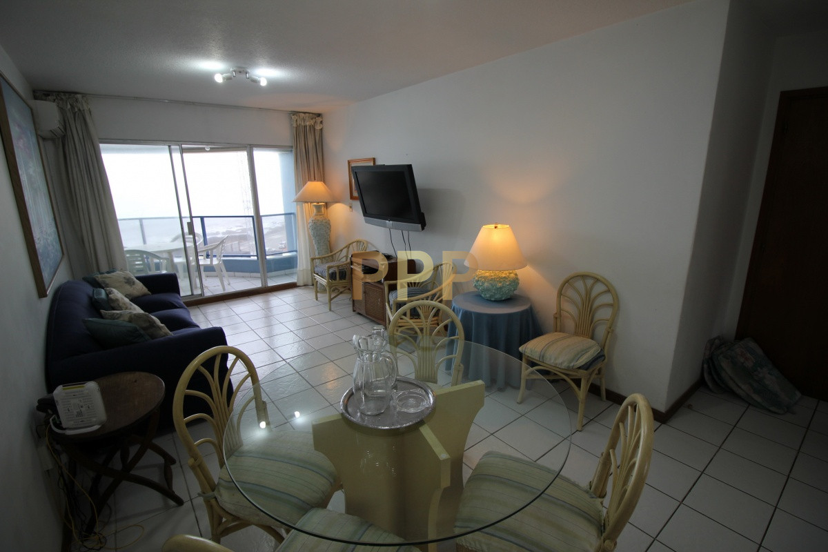 Apartamento ID.1063 - Apartamento en alquiler en Península frente al mar.