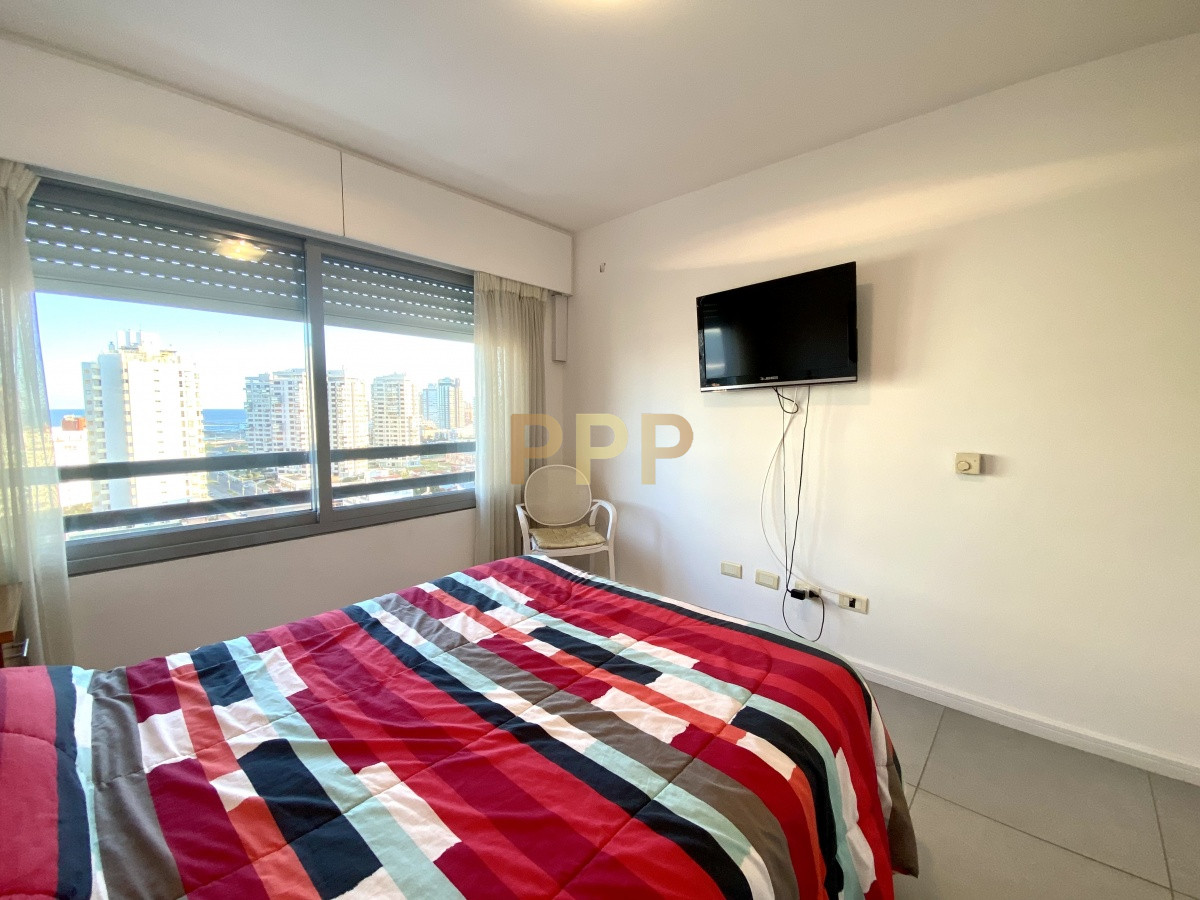 Apartamento ID.41 -  Muy lindo apartamento en piso alto , torre con todos y muy buenos servicios.