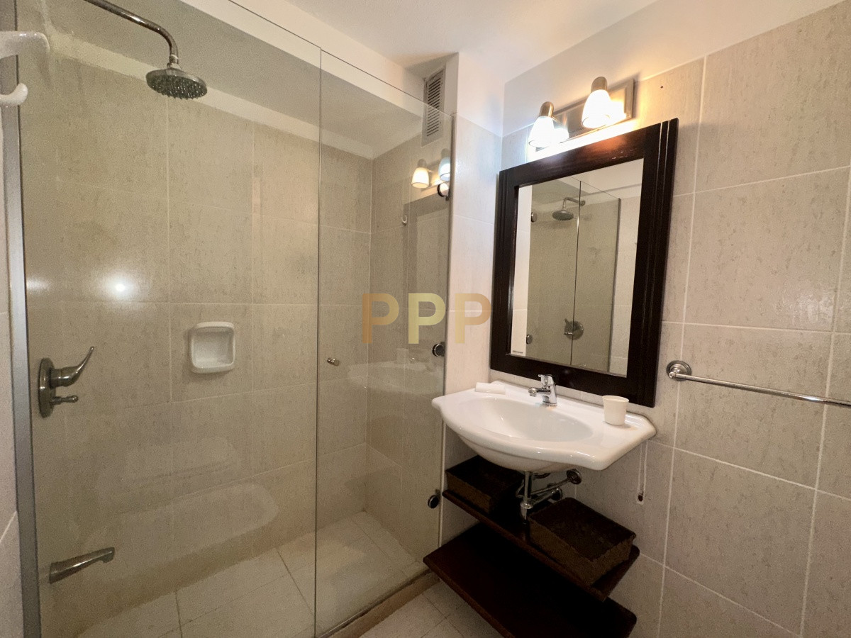 Apartamento ID.3888 - En venta,  alquiler invernal y de temporada!!! Reciclado