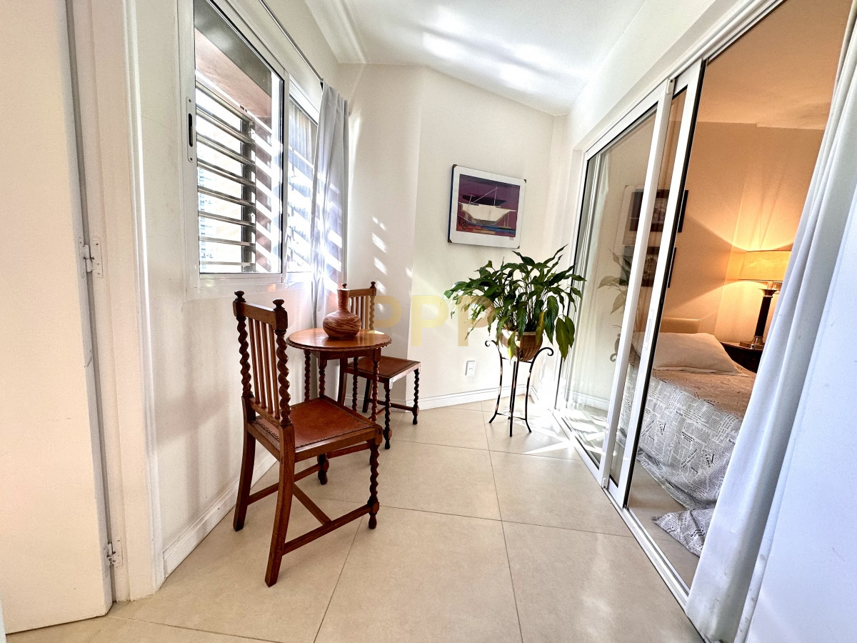 Apartamento ID.3943 - En venta y alquiler, primera línea, totalmente reciclado!!!