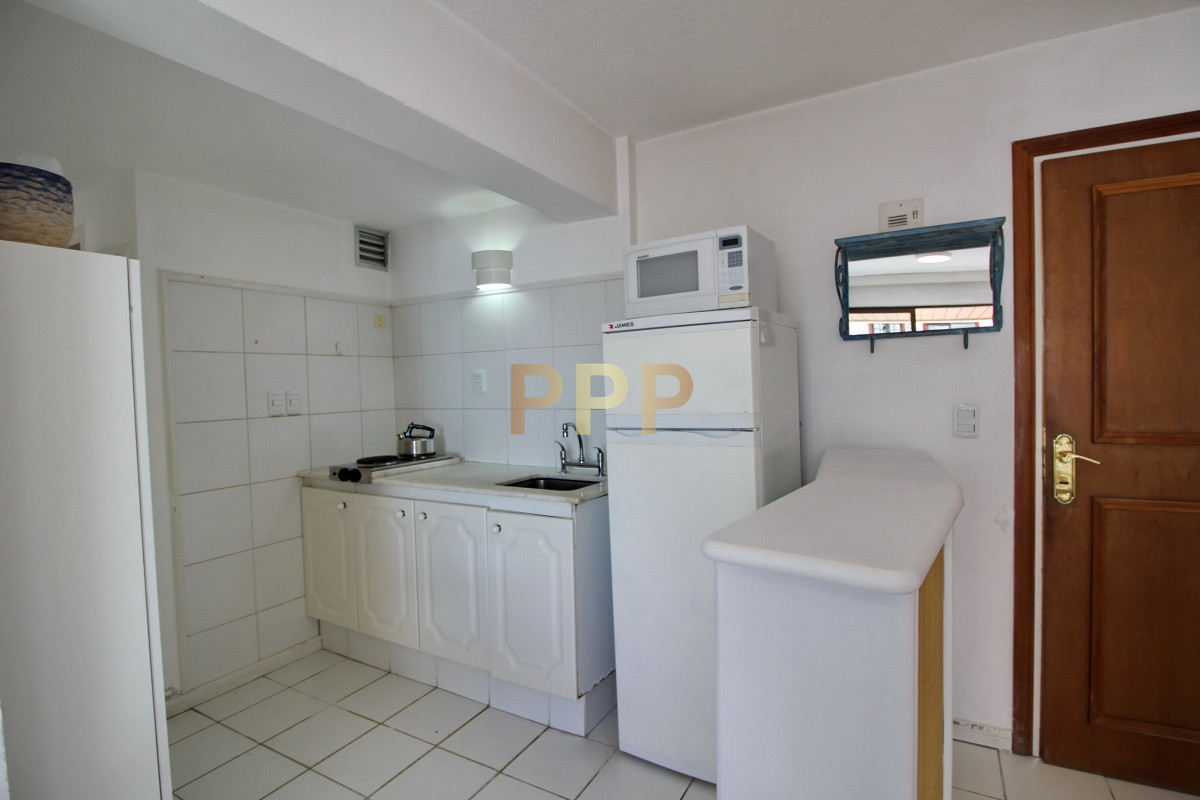 Apartamento ID.15 - Apartamento de 2 dormitorios con piscina en venta y alquiler en Peninsula, Punta del Este.