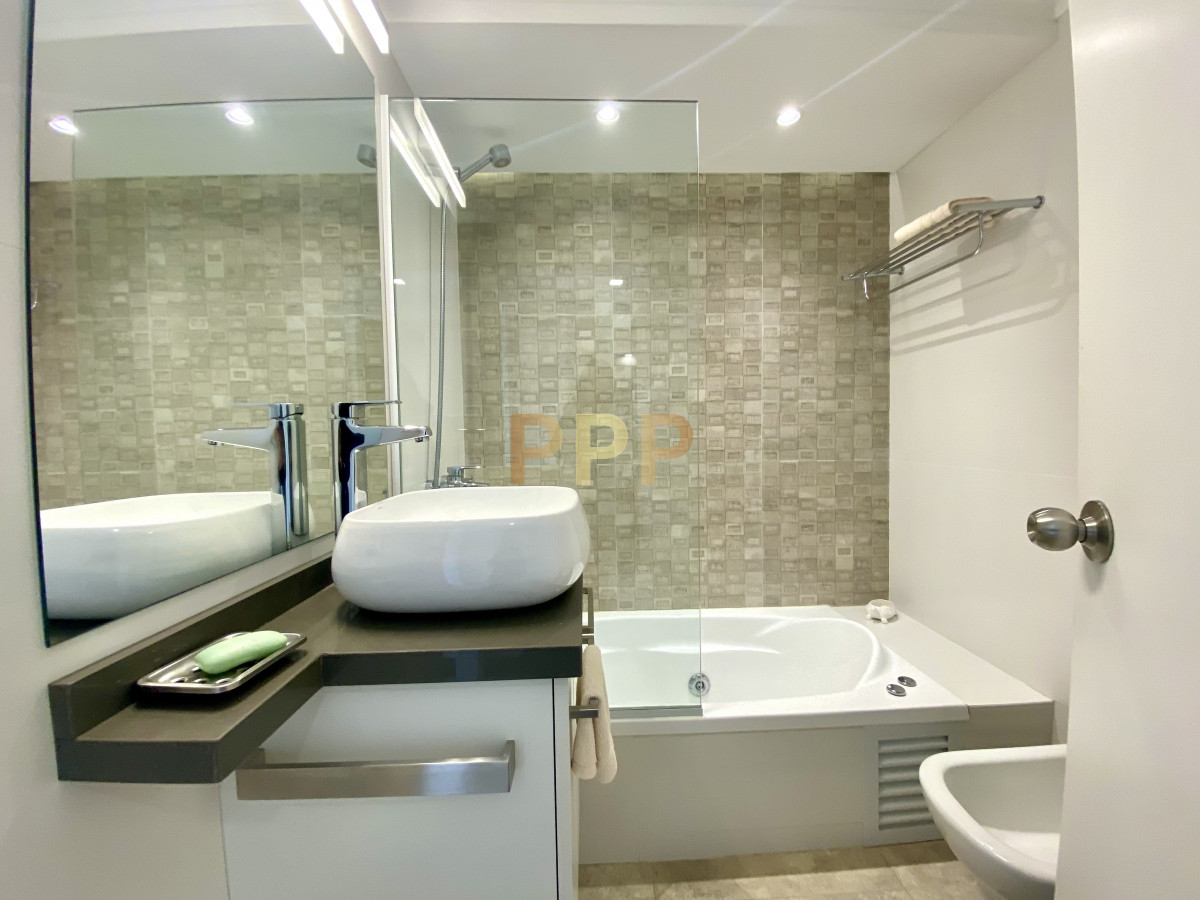 Apartamento ID.12 - Apto en alquiler, primera línea, totalmente reciclado!!!