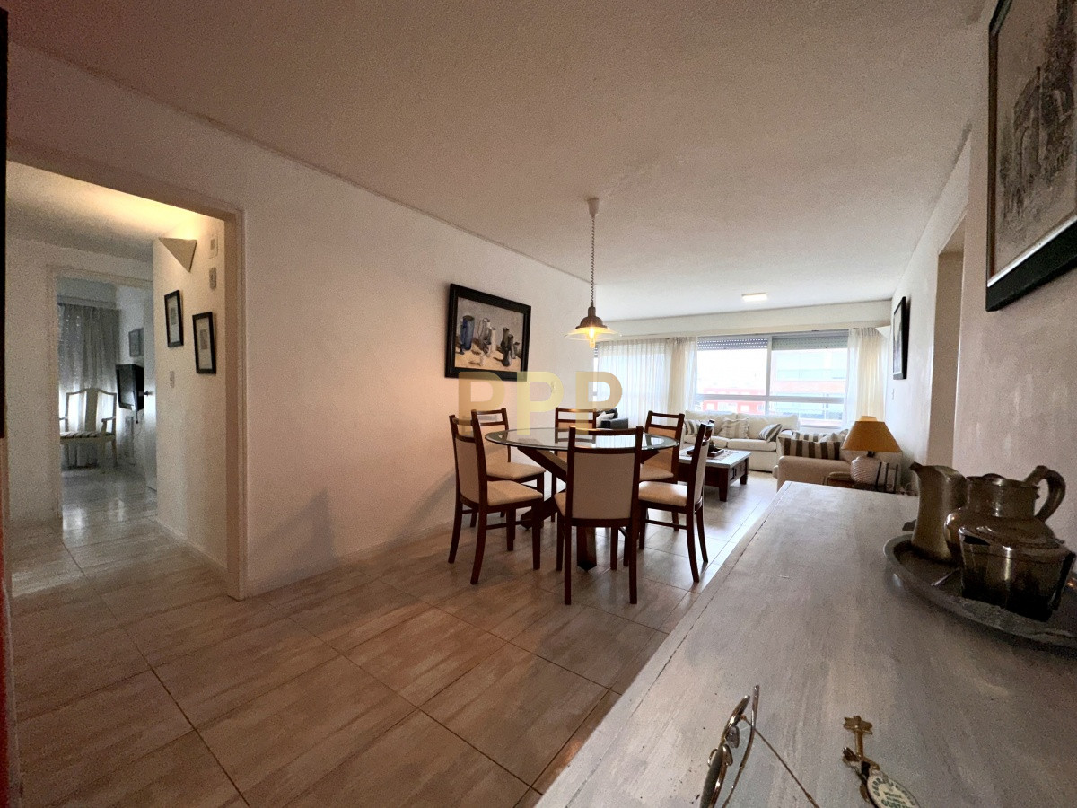 Apartamento ID.3888 - En venta,  alquiler invernal y de temporada!!! Reciclado