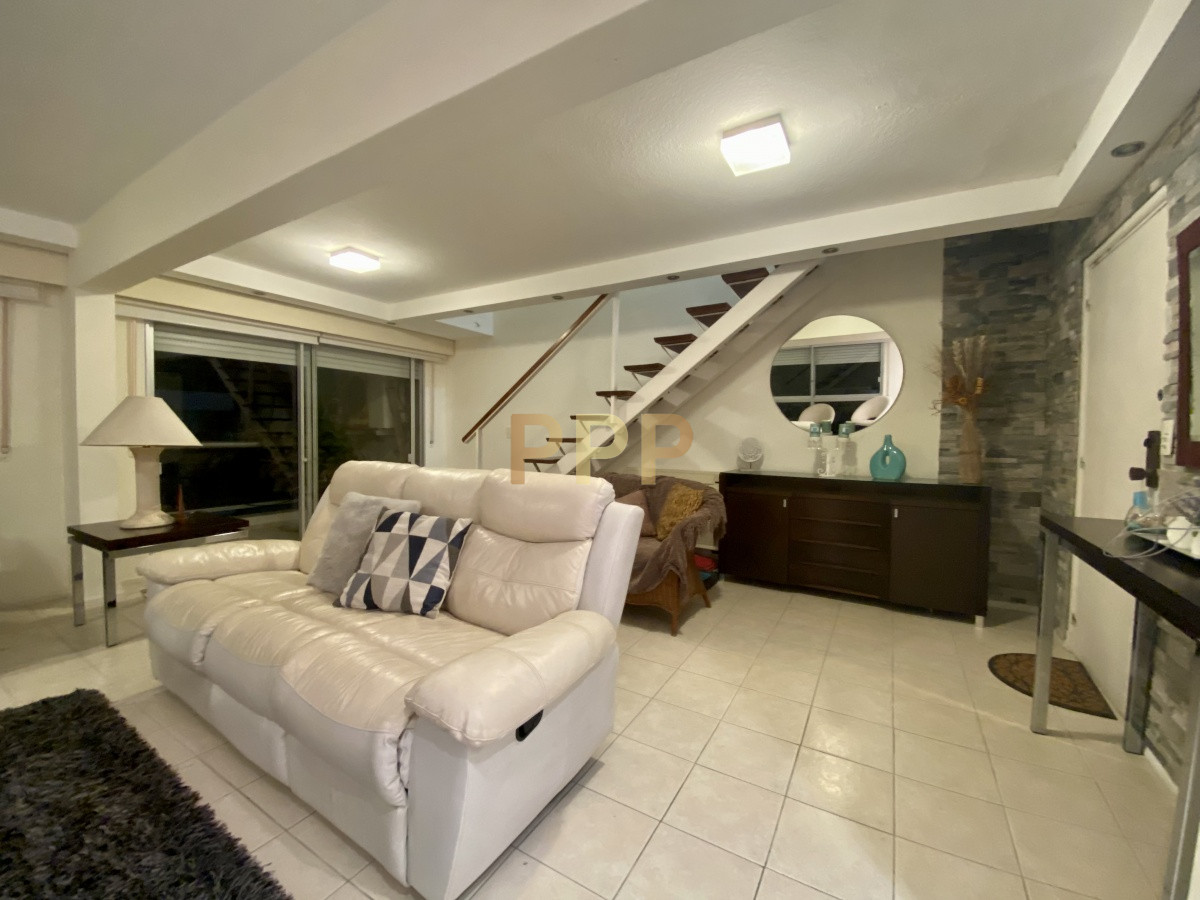 Apartamento ID.3719 - En venta y alquiler, a pasitos del Puerto de Punta del Este