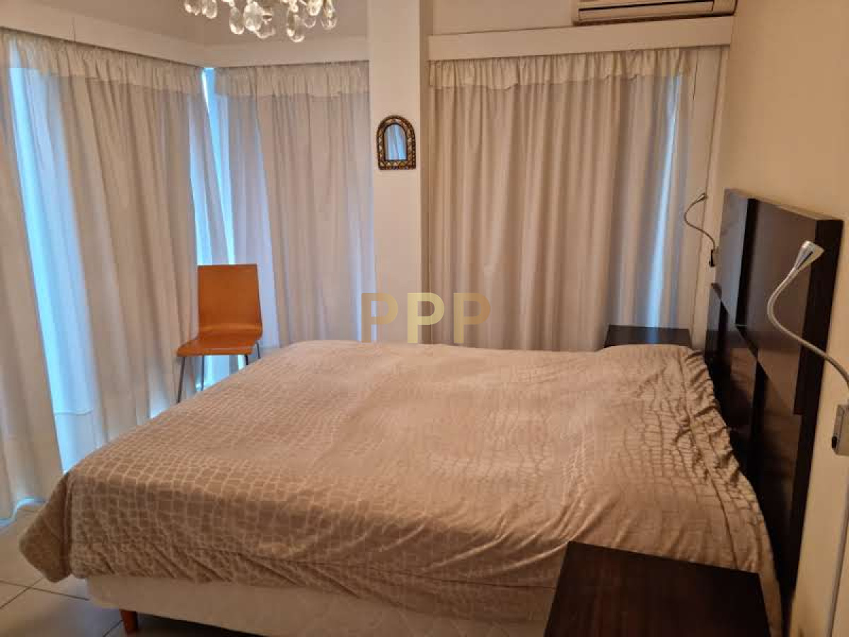 Apartamento ID.4 - En alquiler.. a pasitos del mar, torre con servicios.. Consulte!!!