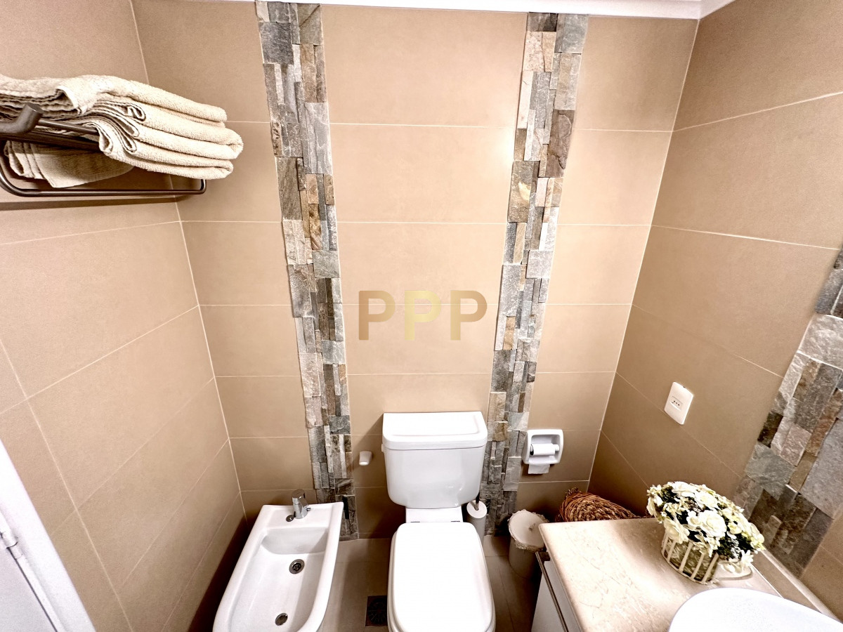 Apartamento ID.3943 - En venta y alquiler, primera línea, totalmente reciclado!!!