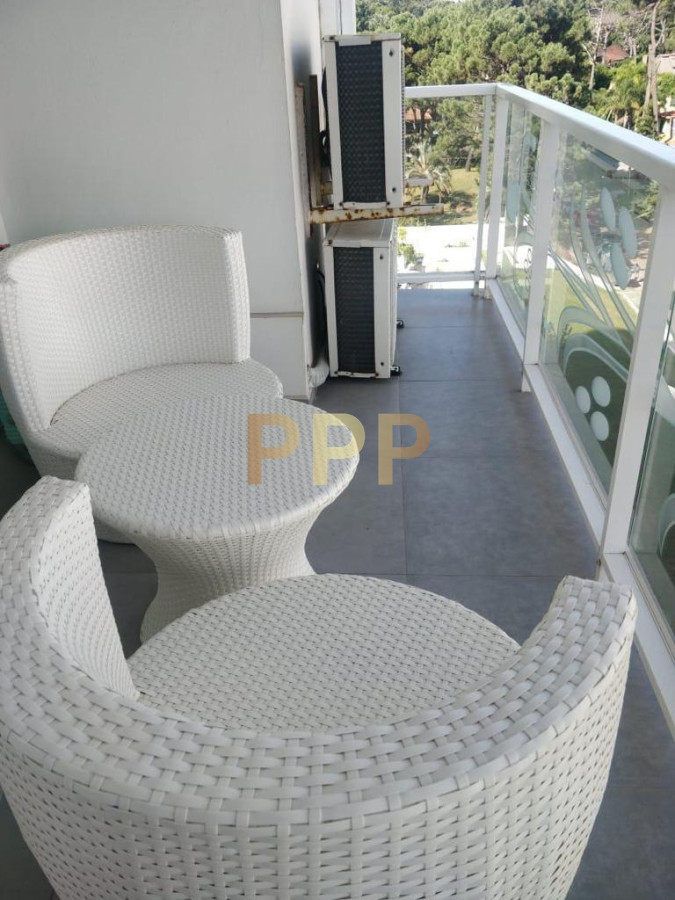 Apartamento ID.3723 - En alquiler en torre de categoría con los servicios de un hotel!!!!