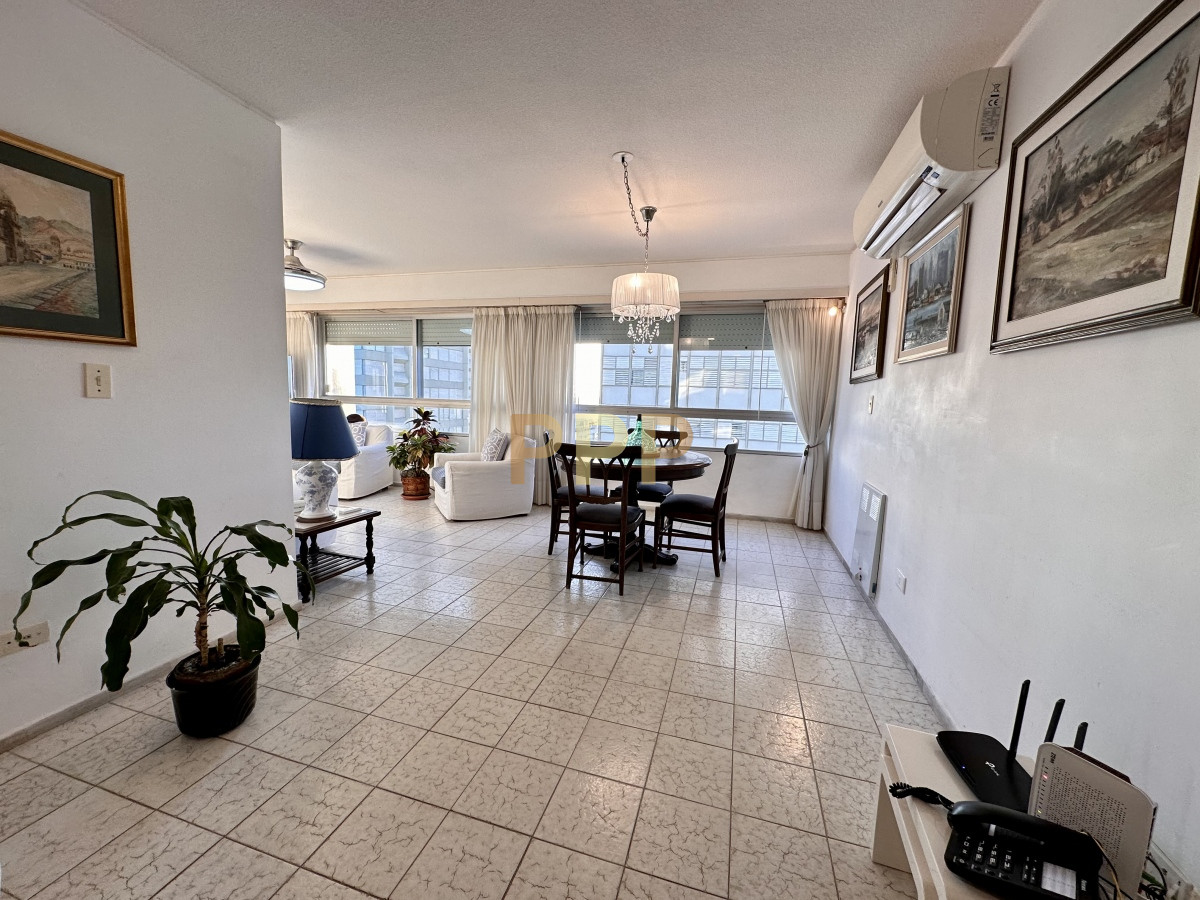 Apartamento ID.1052 - Apartamento en Peninsula, 2 dormitorios *