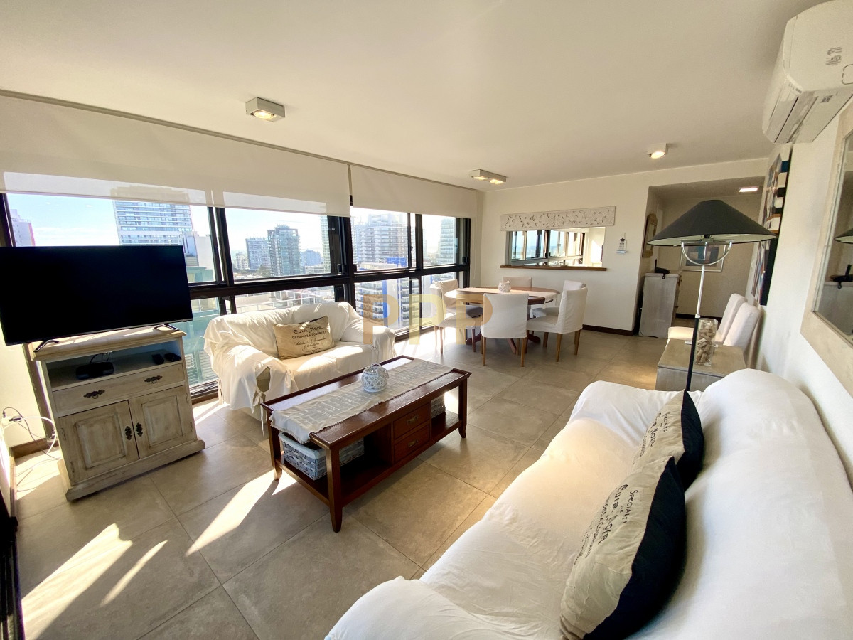 Apartamento ID.12 - Apto en alquiler, primera línea, totalmente reciclado!!!