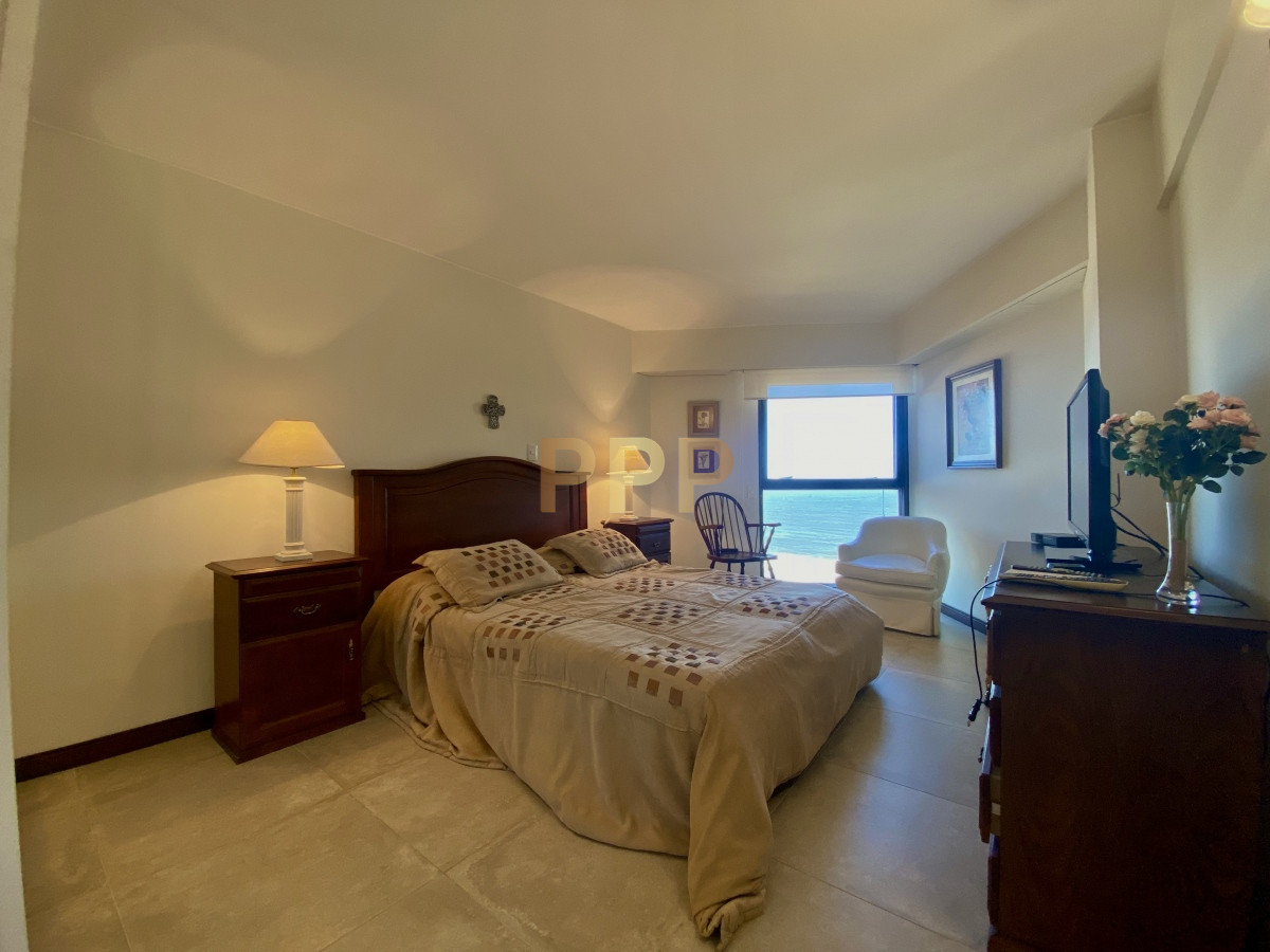 Apartamento ID.12 - Apto en alquiler, primera línea, totalmente reciclado!!!