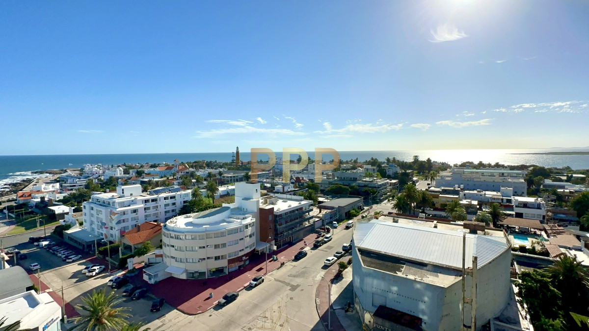 Apartamento ID.88 - Piso alto en venta, con inmejorable vistas al mar y puerto de Punta del Este