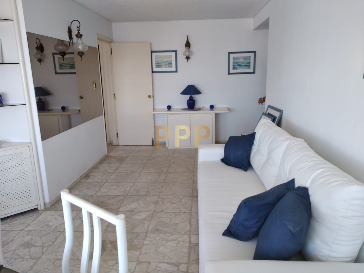 Apartamento ID.1354 - Alquile ya!!! Apartamento en el corazón de la Península, Punta del Este.