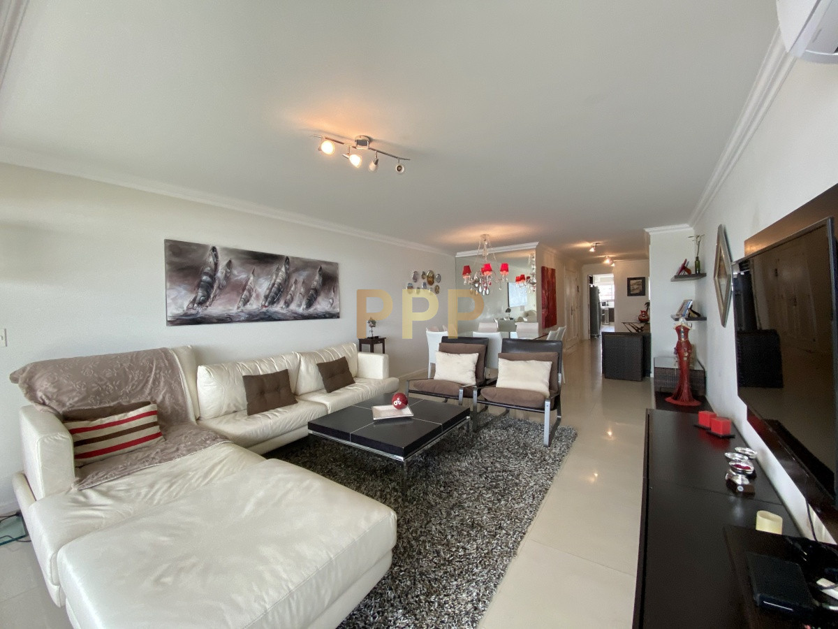 Apartamento ID.445 - Apartamento en Brava, 3 dormitorios *