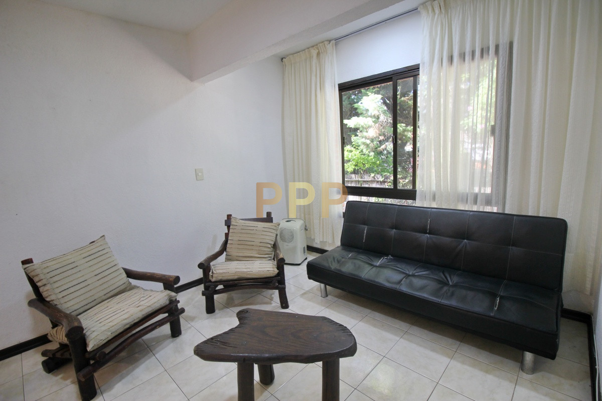 Apartamento ID.2345 - Alquilo apartamento anual, 1 dormitorio y garaje, cerca shopping, Punta del Este
