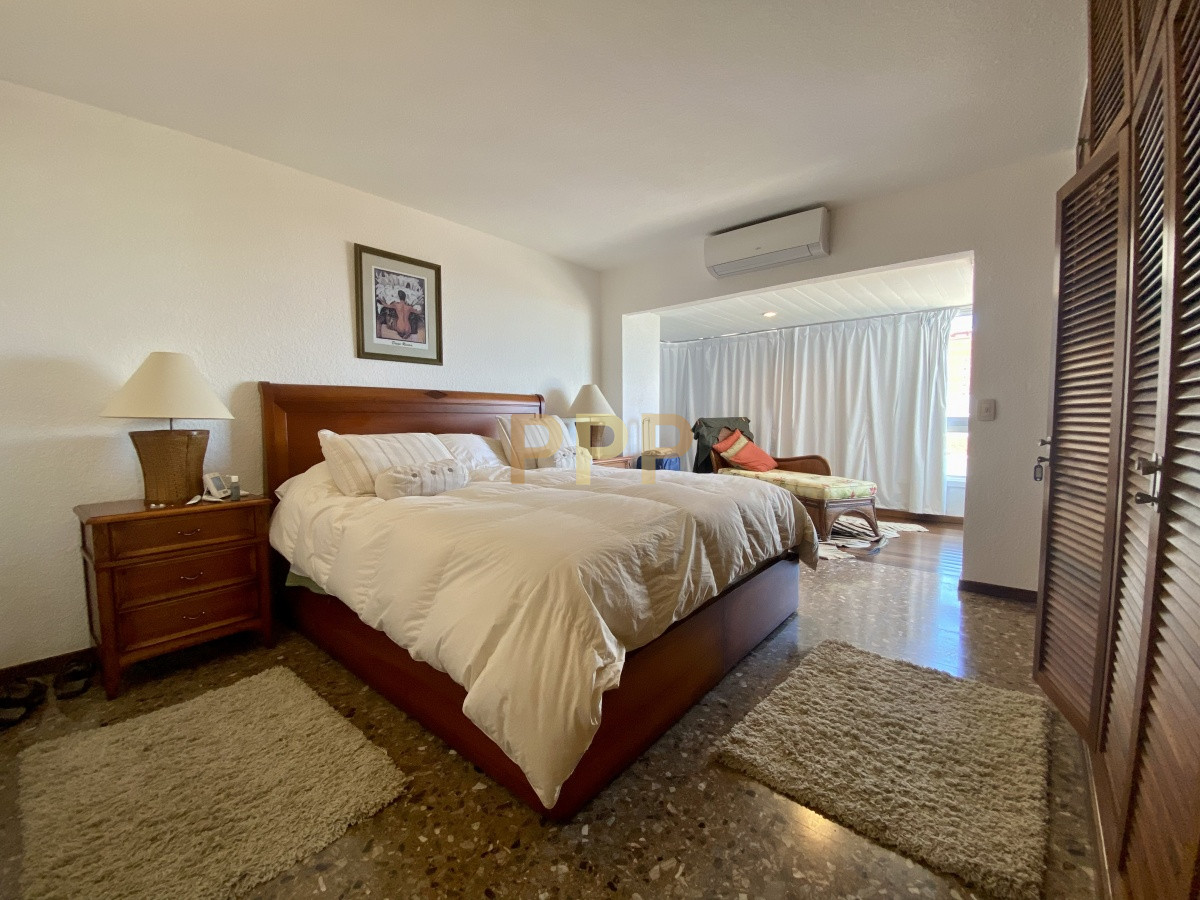 Apartamento ID.3744 - En venta y alquiler primera línea con excelentes vistas!!!