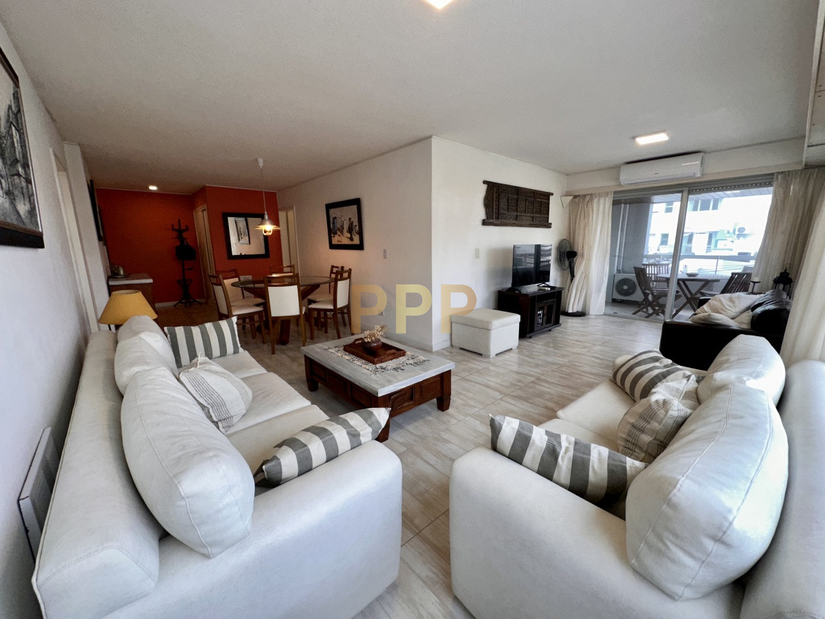 Apartamento ID.3888 - En venta,  alquiler invernal y de temporada!!! Reciclado