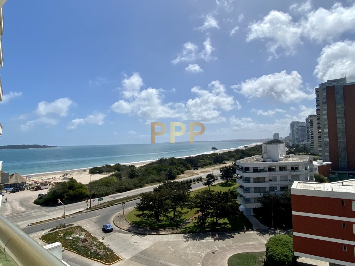 Apartamento ID.51 - Apartamento en Alquiler sobre playa mansa- Punta del Este 