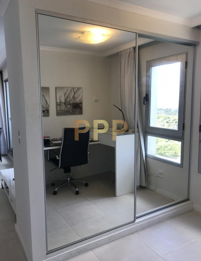 Apartamento ID.2555 - En venta.. oportunidad , piso alto en torre con todos los servicios.. 