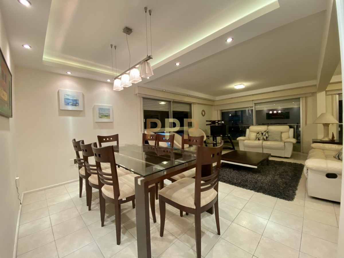 Apartamento ID.3719 - En venta y alquiler, a pasitos del Puerto de Punta del Este