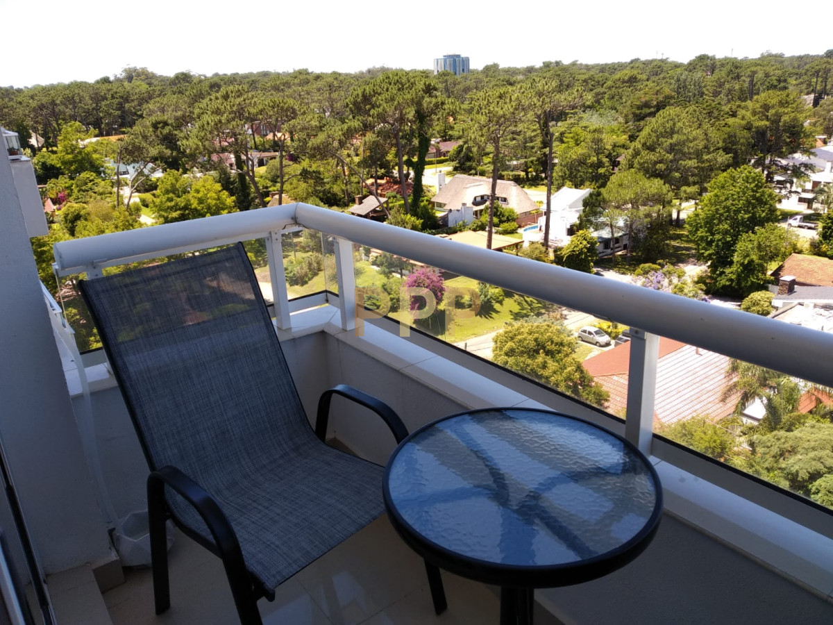 Apartamento ID.1266 - Alquilo por invierno apartamento 1 dormitorio con piscina en Roosevelt, Punta del Este