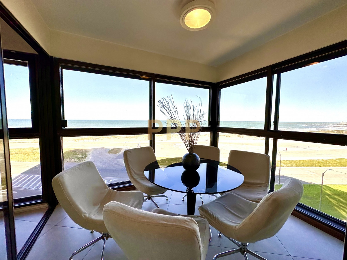 Apartamento ID.3943 - En venta y alquiler, primera línea, totalmente reciclado!!!