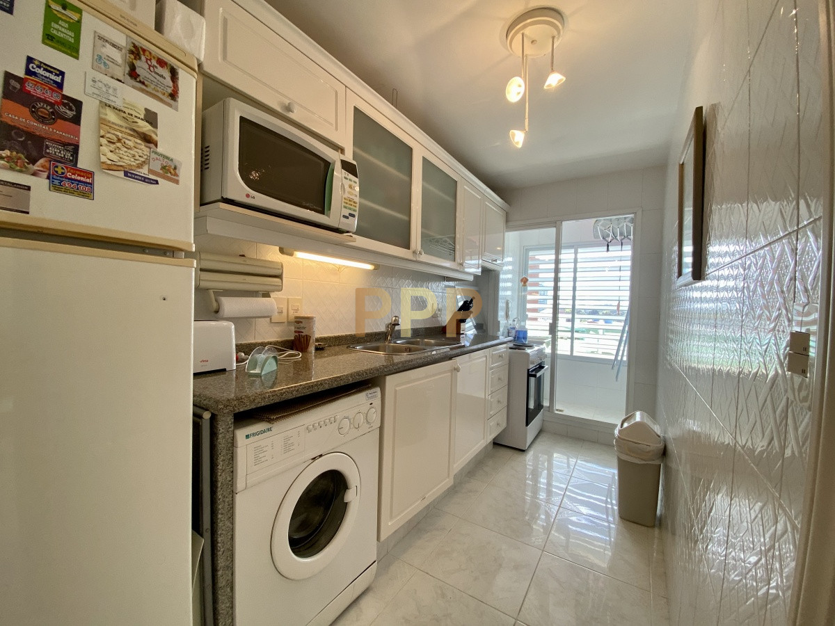 Apartamento ID.51 - Apartamento en Alquiler sobre playa mansa- Punta del Este 
