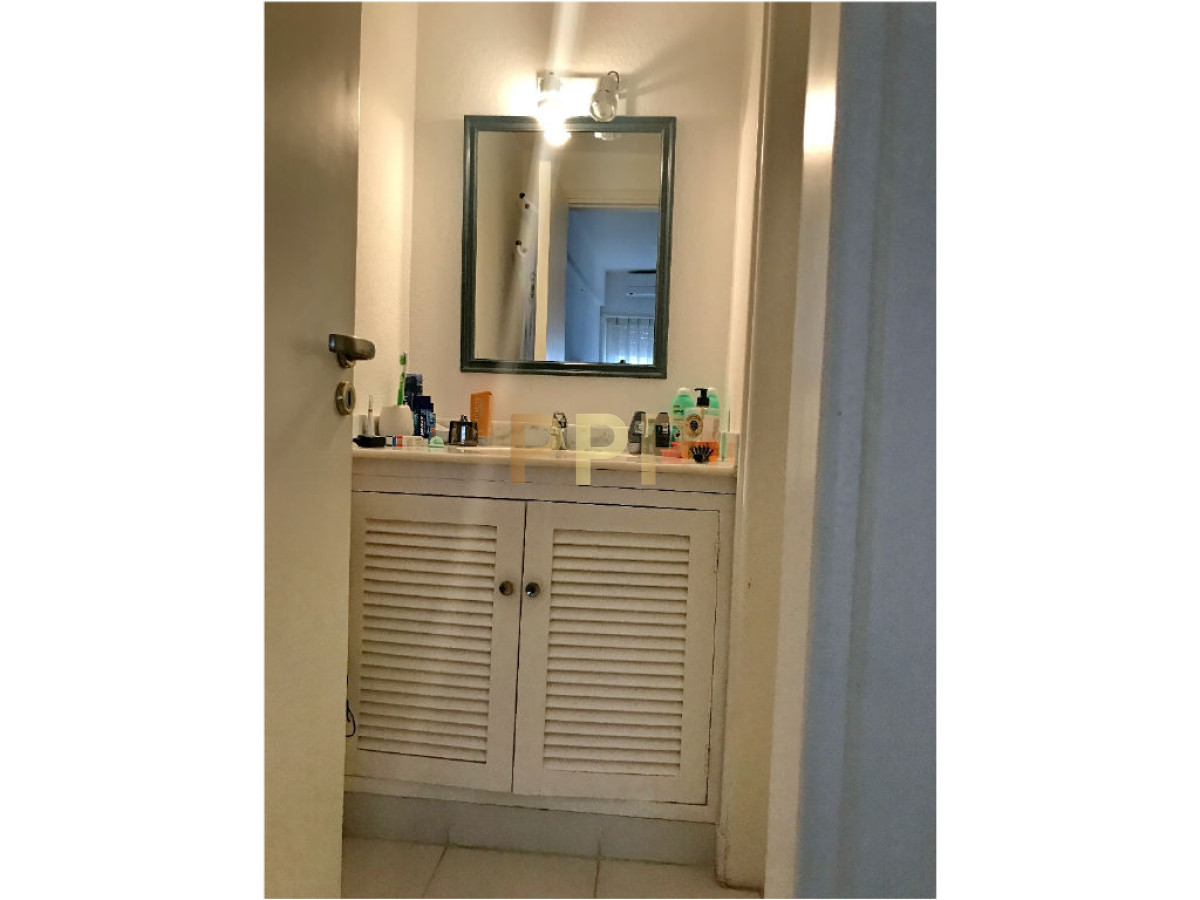 Apartamento ID.1200 - En venta y alquiler.. Apartamento en PenÃ­nsula excelentes vistas al mar y Puerto- Punta del Este 