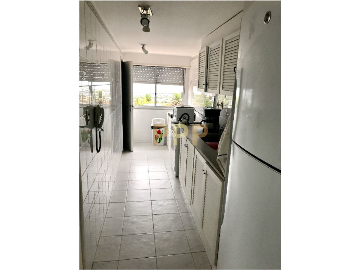Apartamento ID.1200 - En venta y alquiler.. Apartamento en PenÃ­nsula excelentes vistas al mar y Puerto- Punta del Este 