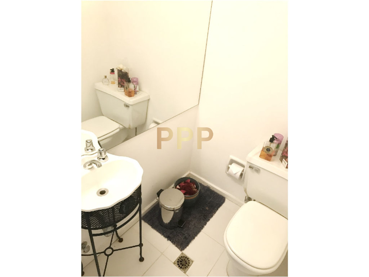 Apartamento ID.1200 - En venta y alquiler.. Apartamento en PenÃ­nsula excelentes vistas al mar y Puerto- Punta del Este 