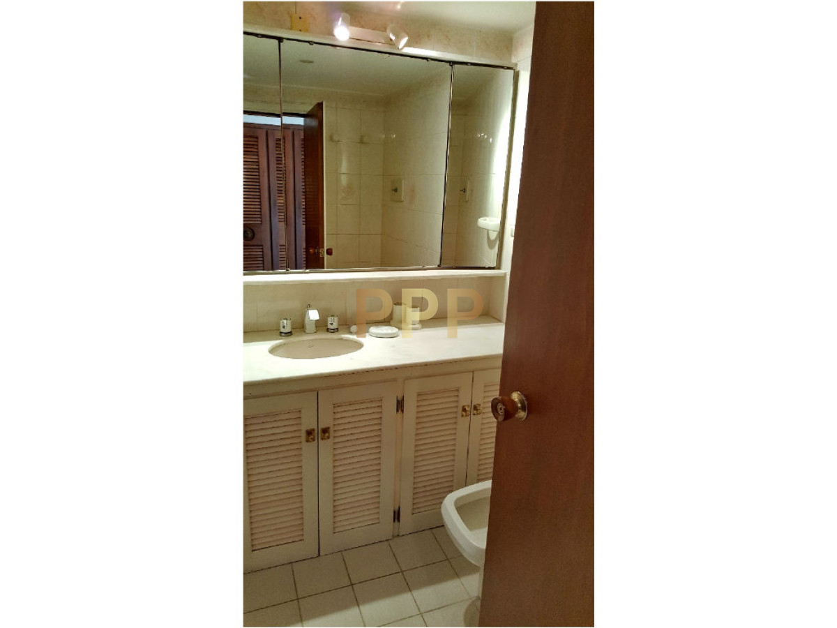 Apartamento ID.1243 - OPORTUNIDAD EN VENTA!!! PRIMERA LÍNEA EN PENÍNSULA