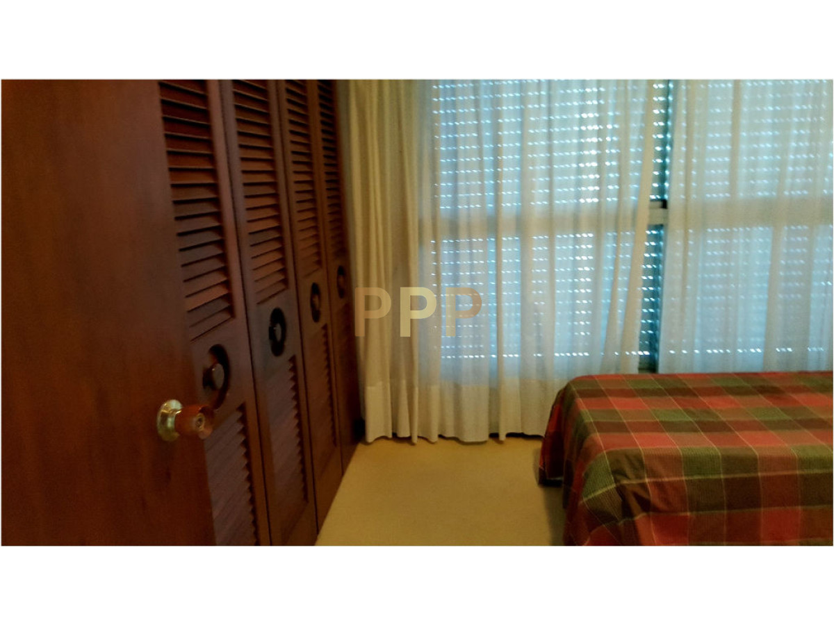 Apartamento ID.1243 - OPORTUNIDAD EN VENTA!!! PRIMERA LÍNEA EN PENÍNSULA