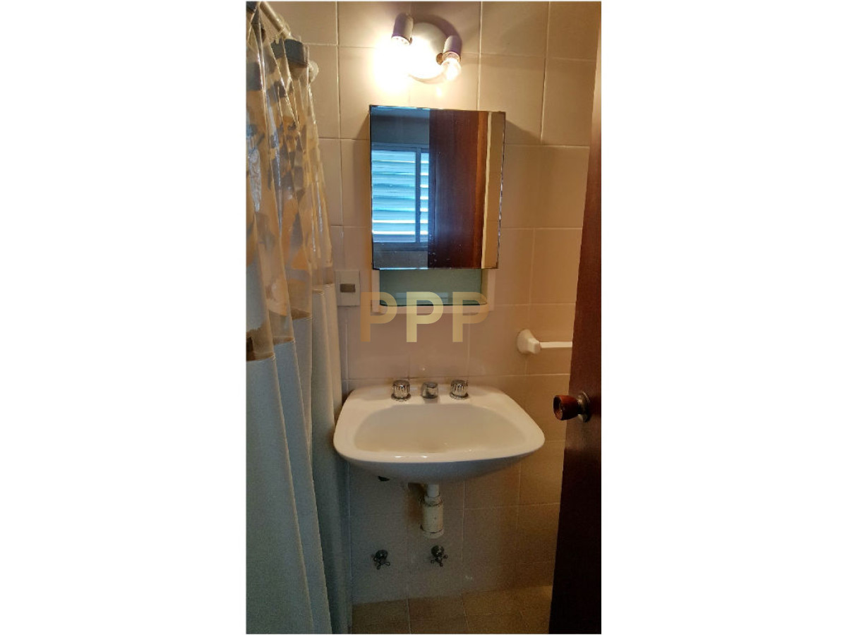 Apartamento ID.1243 - OPORTUNIDAD EN VENTA!!! PRIMERA LÍNEA EN PENÍNSULA