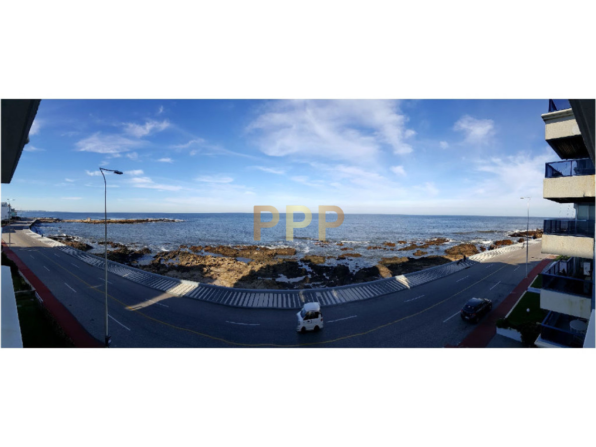 Apartamento ID.1243 - OPORTUNIDAD EN VENTA!!! PRIMERA LÍNEA EN PENÍNSULA