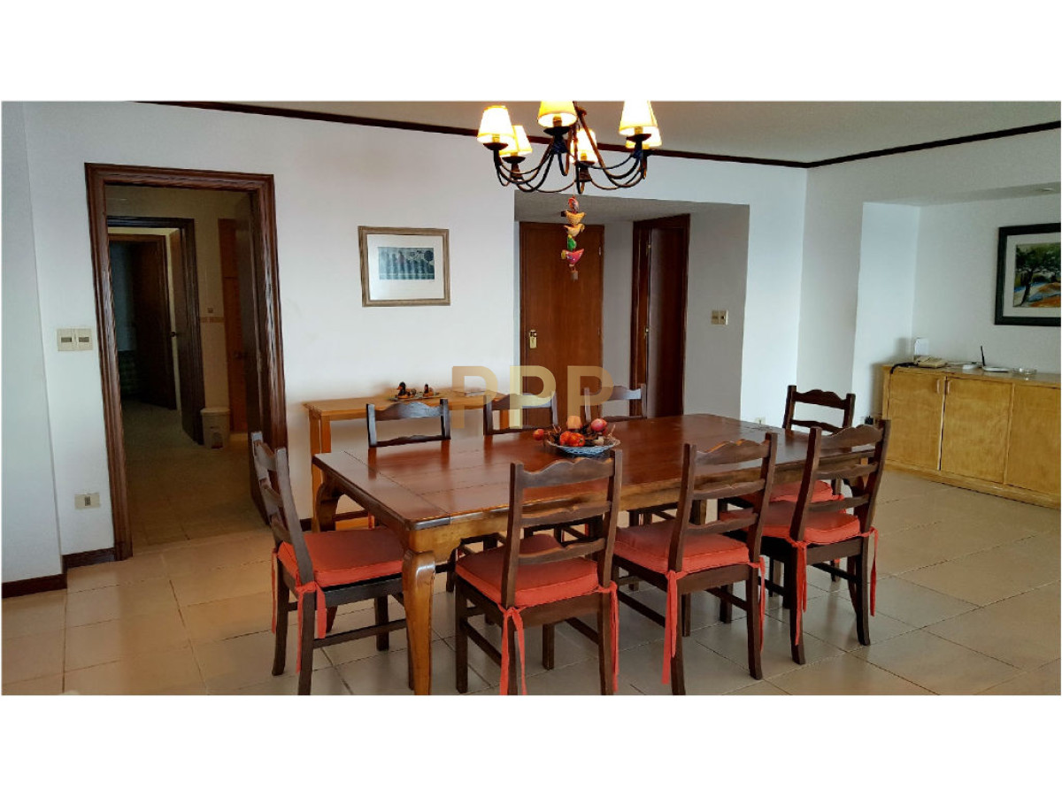 Apartamento ID.1243 - OPORTUNIDAD EN VENTA!!! PRIMERA LÍNEA EN PENÍNSULA