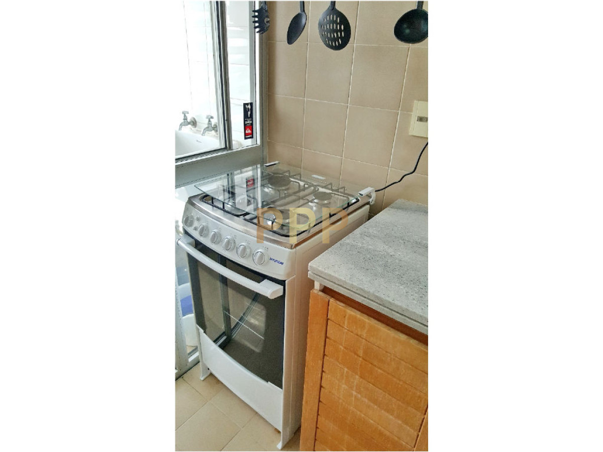 Apartamento ID.250 - Alquilo excelente apartamento en Brava a 100 metros de la playa, Punta del Este.