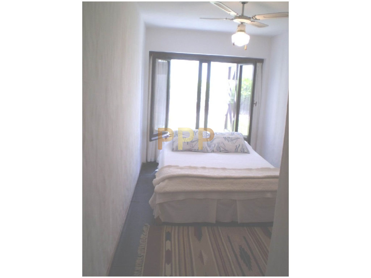 Apartamento ID.25 - Apartamento de 3 dormitorios frente al mar en venta y alquiler, Peninsula, Punta del Este.