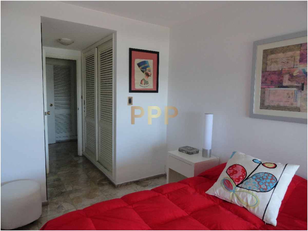 Apartamento ID.275 - En Venta...Hermoso Apartamento en una de las torres tradicionales de la mansa! 