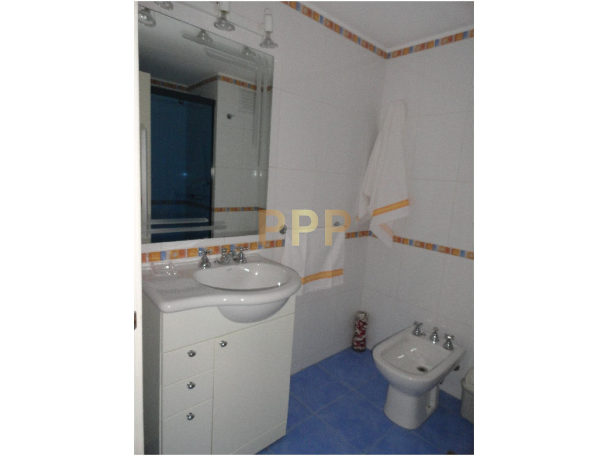 Apartamento ID.275 - En Venta...Hermoso Apartamento en una de las torres tradicionales de la mansa! 