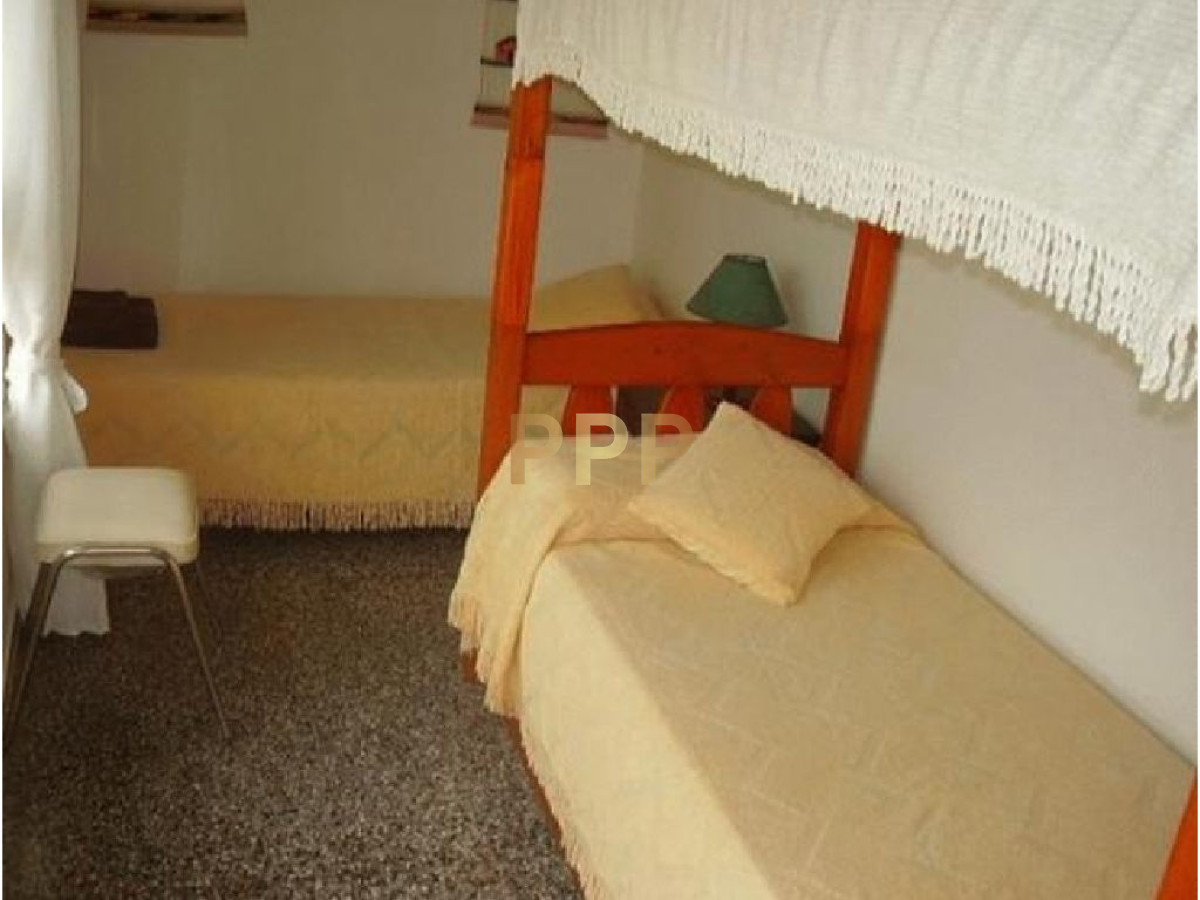 Apartamento ID.747 - Apartamento en venta y alquiler, sobre playa mansa. 