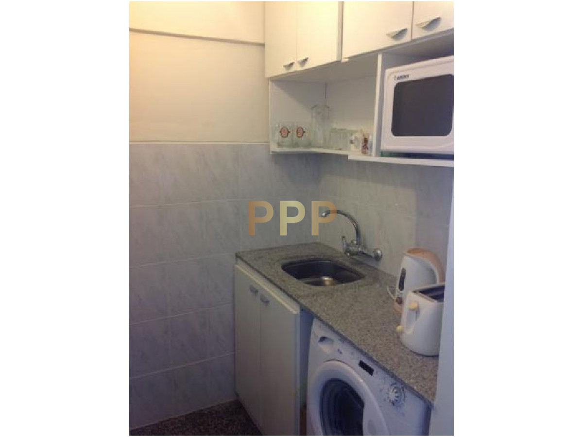 Apartamento ID.747 - Apartamento en venta y alquiler, sobre playa mansa. 